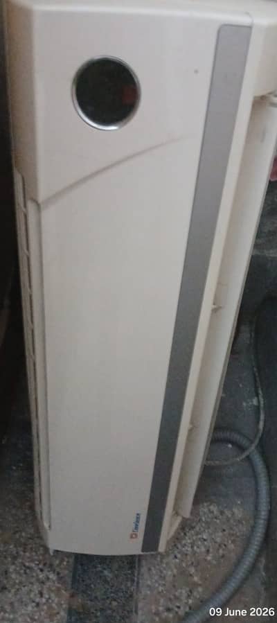DAC-12 CT Good condtion AC for sale