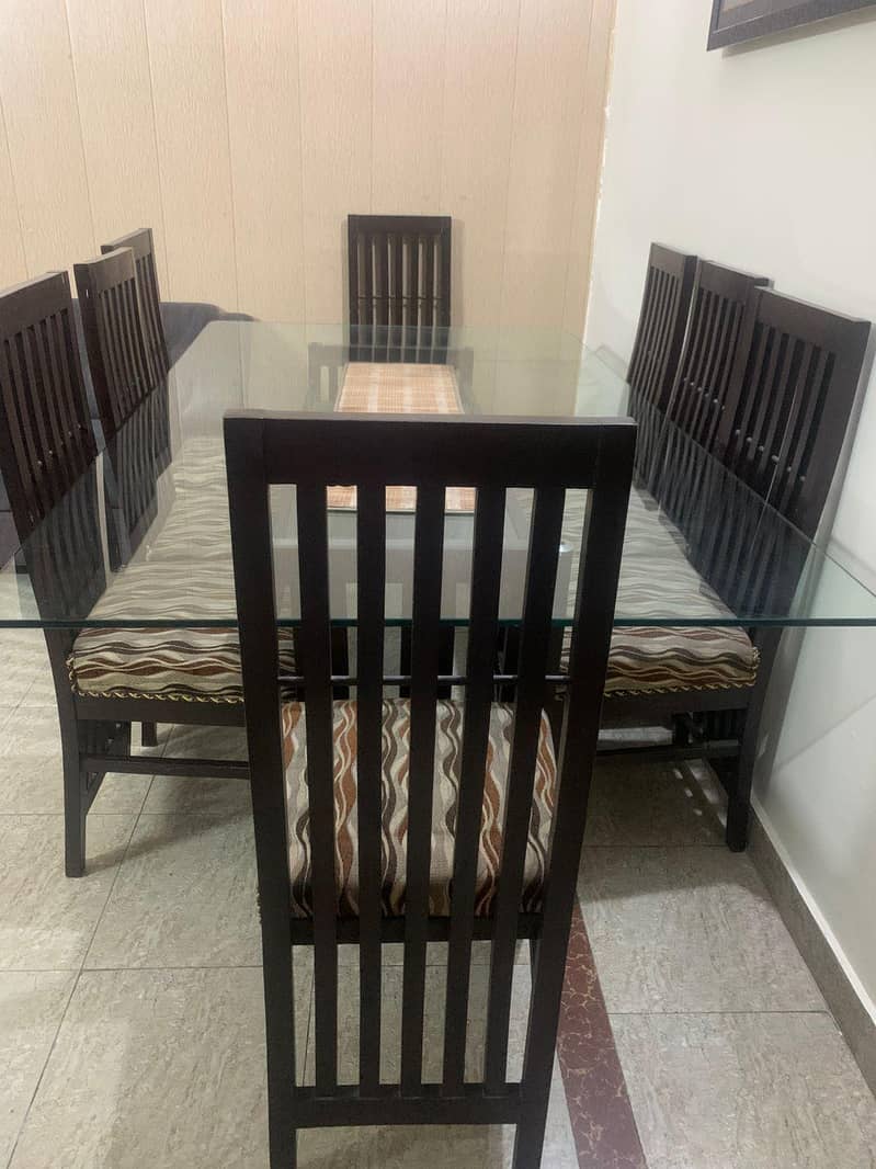 Dining Table 0