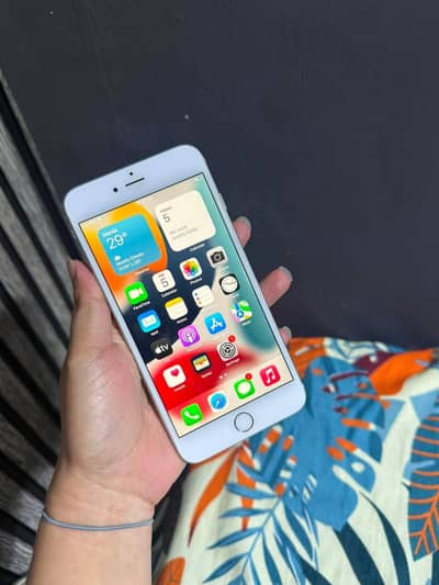 iphone 6s plus 128 GB  (no open no repair) (PTA approved) all ok