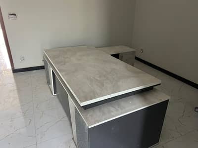 Modern Executive Table ( 2 Months Used)