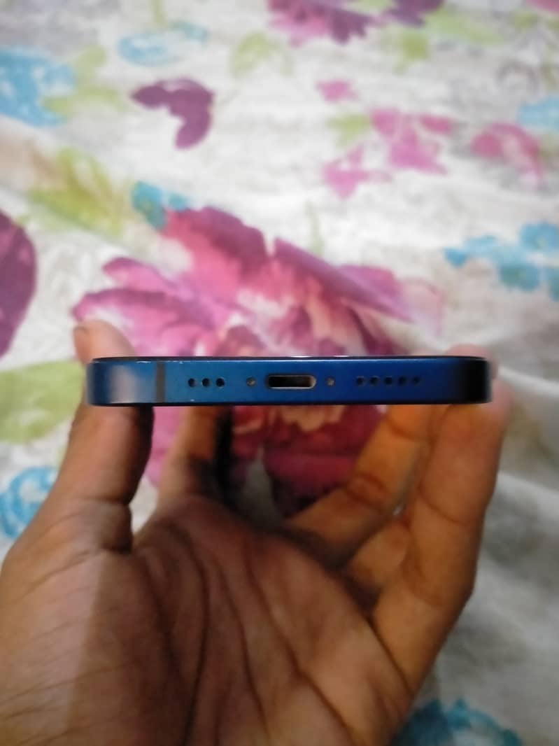 Iphone 12 3