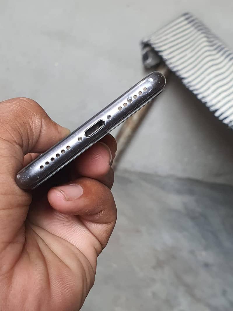 Apple iPhone 8 2