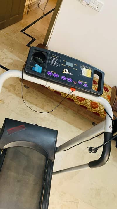 Excellent digital home used treadmill