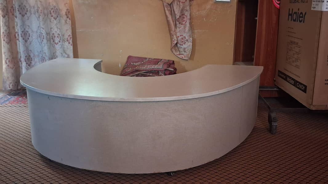 table desk 0