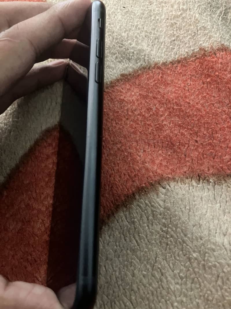 Apple iPhone SE 2