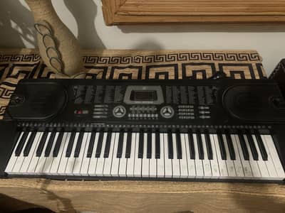 62 keys piano keyboard