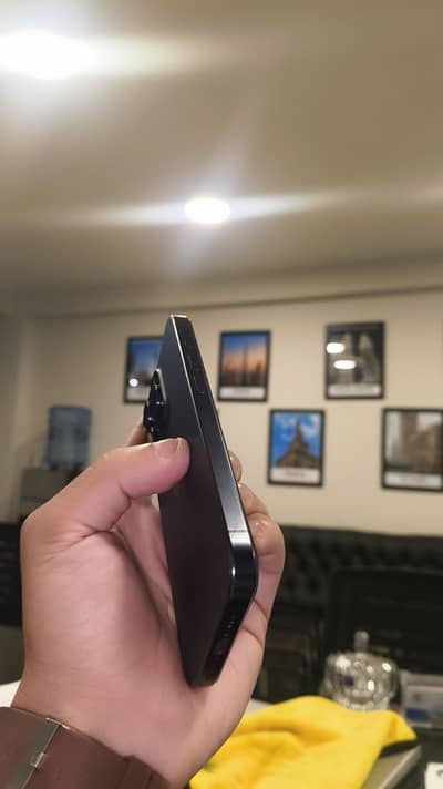 Apple iPhone 15 Pro jv
