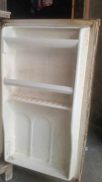 budget small refrigerator for small family