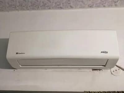 Dawlance 1.5 ton Dc inverter heat and cool totally genuine