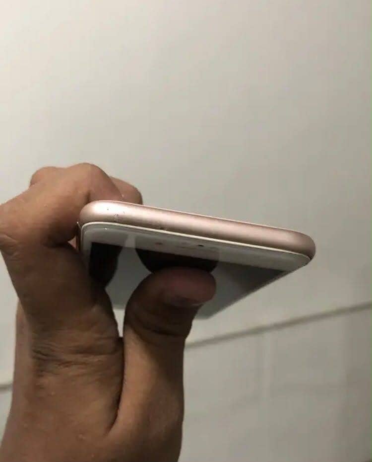 Apple iPhone 8 7