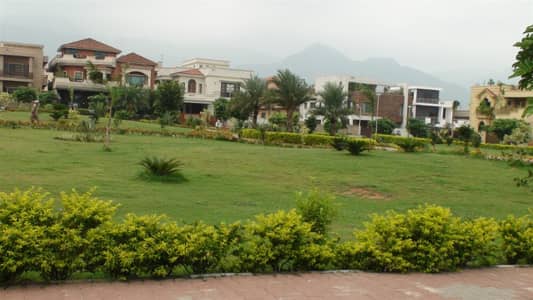 Faisal Hills, Block A (5 Marla) Parkface 50ft Road