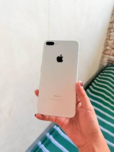 iphone 7 plus 128 GB  (no open no repair) (PTA approved) all ok