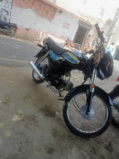Honda 70 Dreem 2025. Patti 2026 ki hai