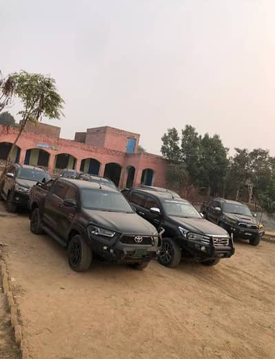 VIP Protocol Guard's Rolls Royce V8 Prado Audi Revo Rent in Rawalpindi