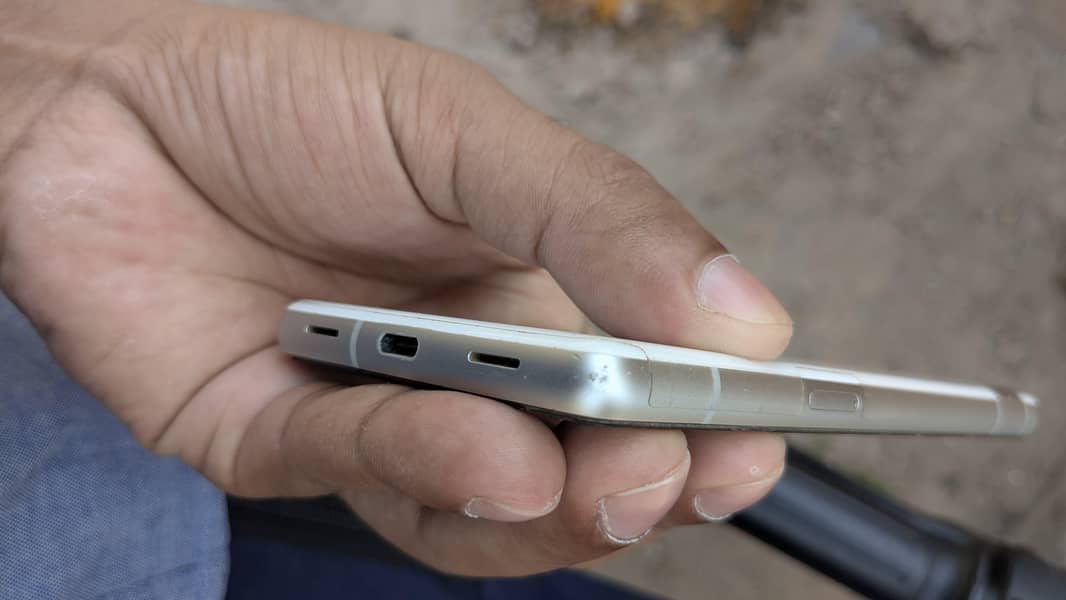 pixel 7a 10