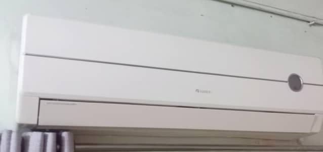 Gree ac Non inverter very good condition no fult check warranty