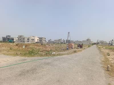 Facing Park LDA Approved All Facilities Available