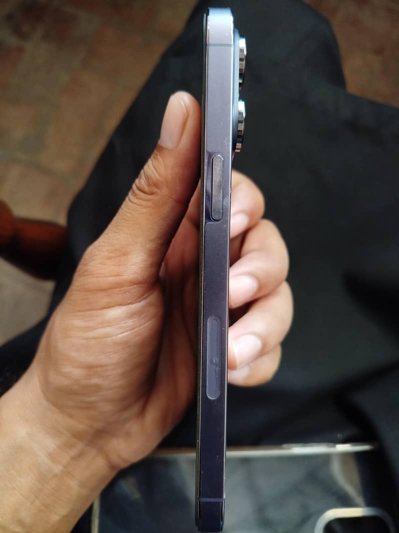 iPhone 14 Pro Max 1
