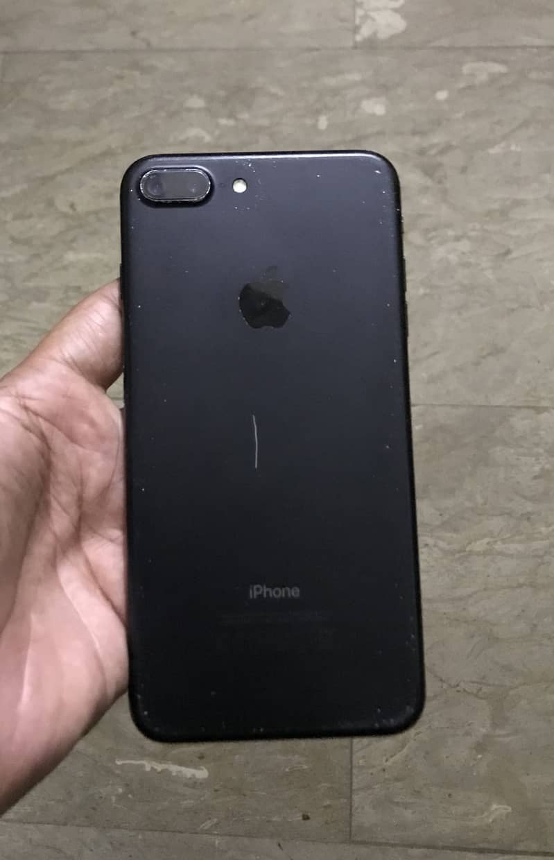 Apple iPhone 7 Plus 0
