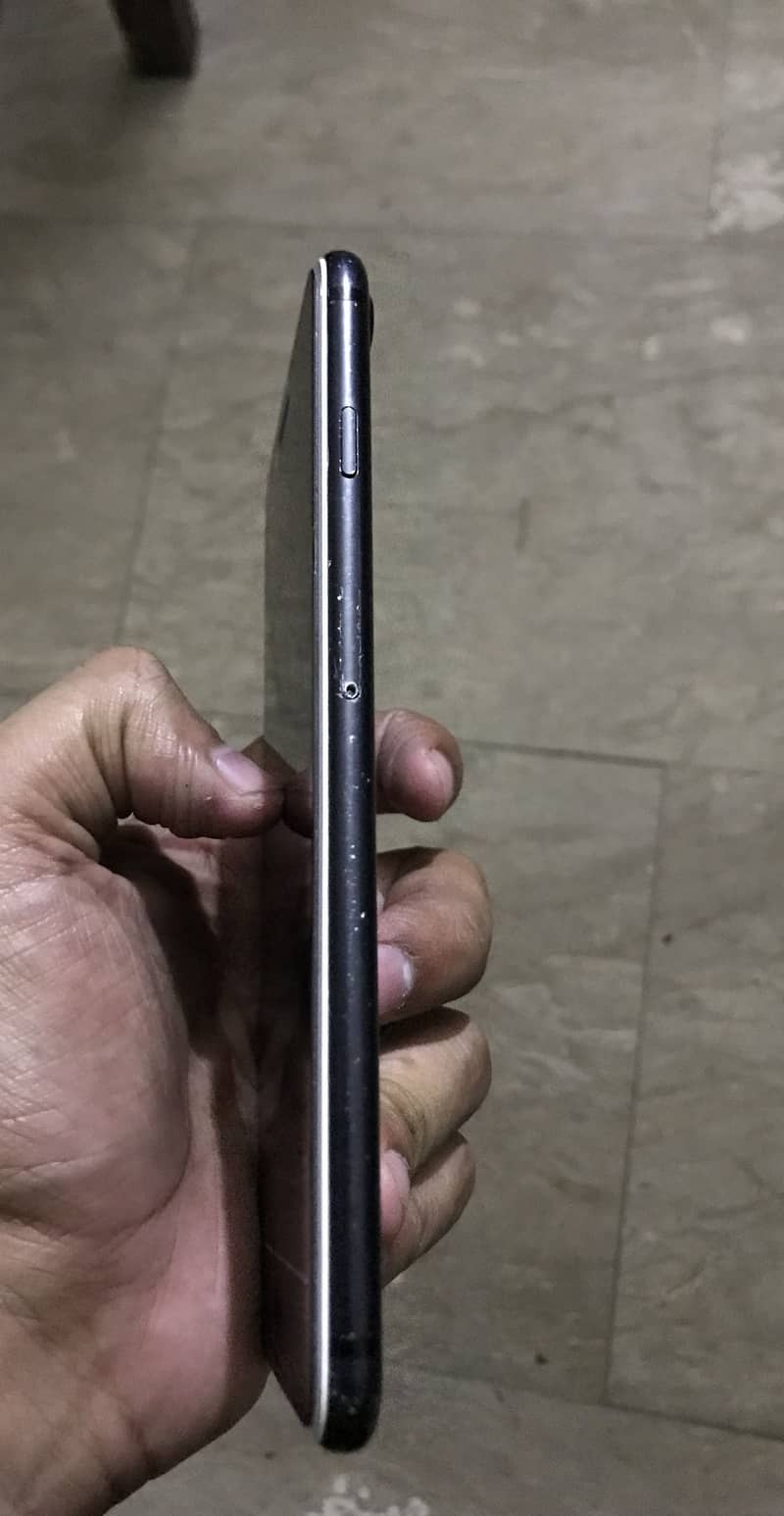 Apple iPhone 7 Plus 4