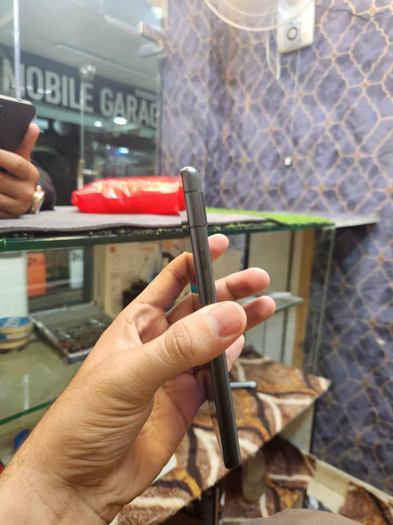 Google Pixel 7a 3