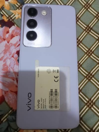Vivo V30 Lite