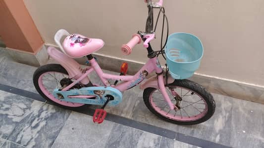 Kid's cycle for sale (Suitable for age between 5 to 7 years)