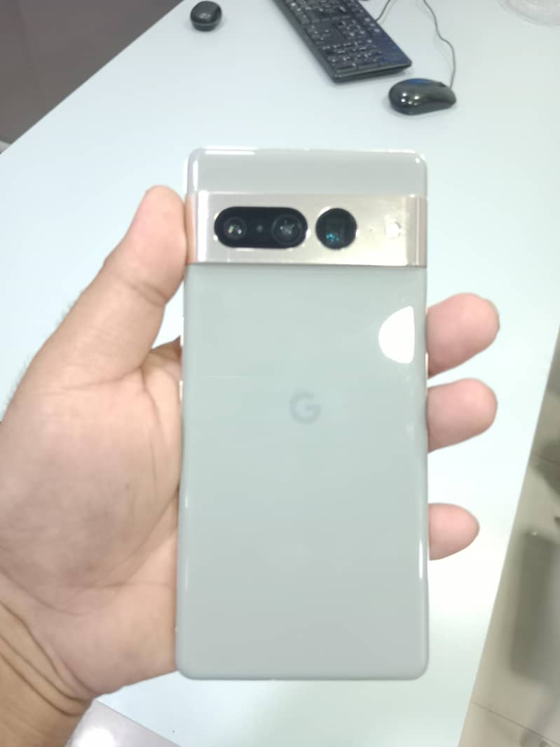 Google Pixel 7 Pro 4