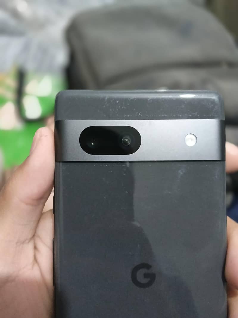 Google pixel 7a 4