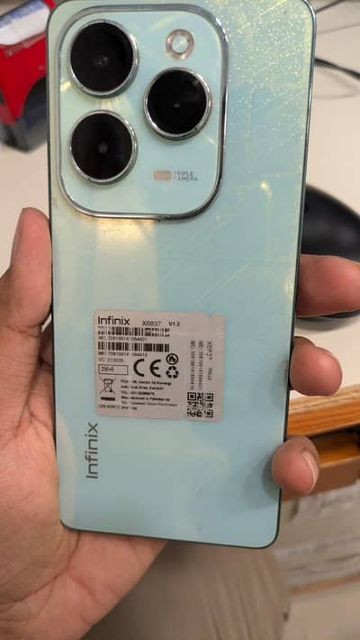 Infinix Hot 40 Pro