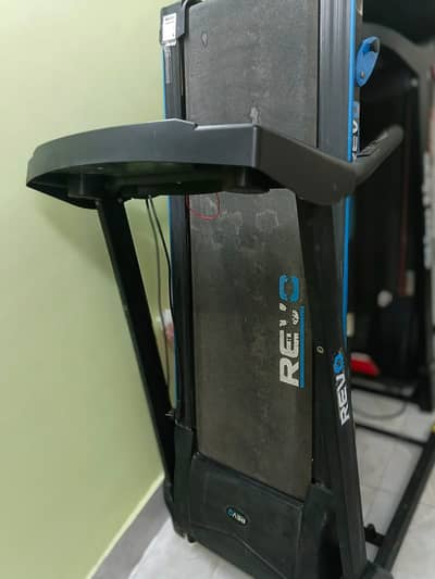 Revo Treadmill