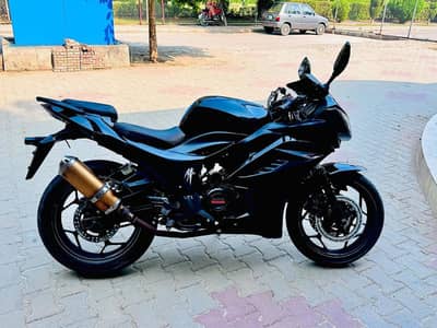 YAMAHA R2 REPLICA