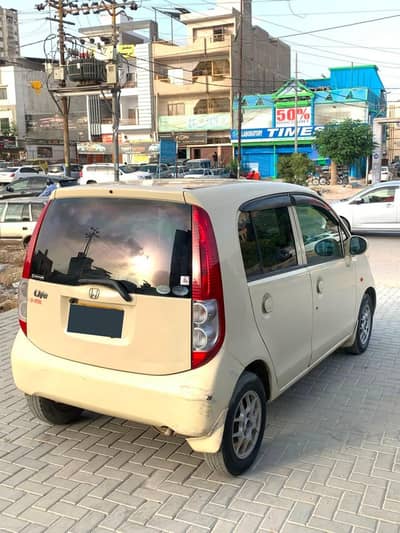 Honda Life 2006