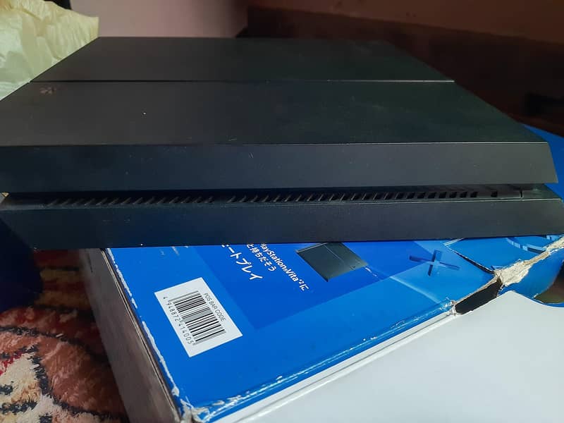 PS4 Console Bundle | 2 Controllers | Original | Fully Working 9