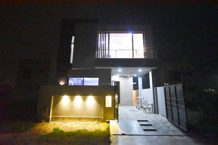 5 Marla House Available for Rent Prime Location