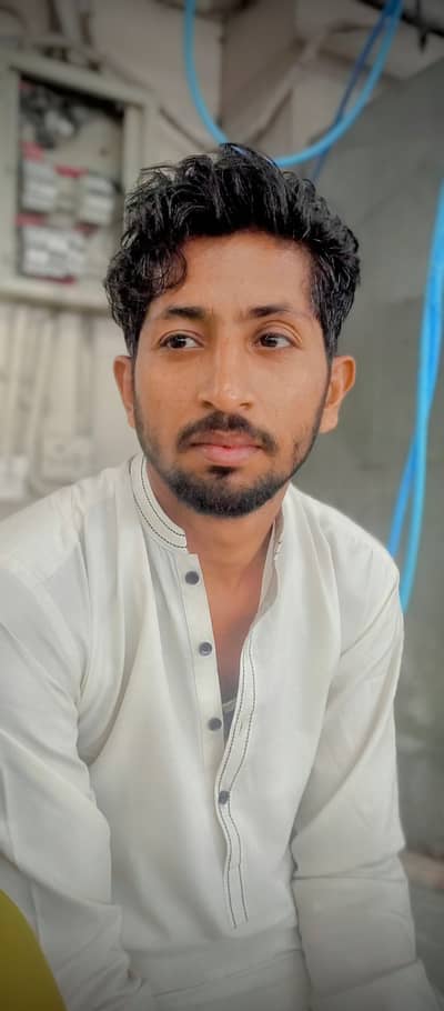I need job DHA bahria Town