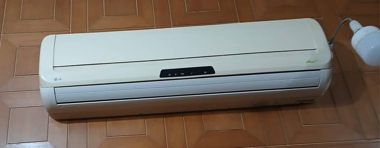 AC for Sale  Excellent Cooling Condition LG 1.5 Ton Split