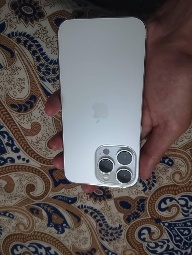 iphone 13 pro 4