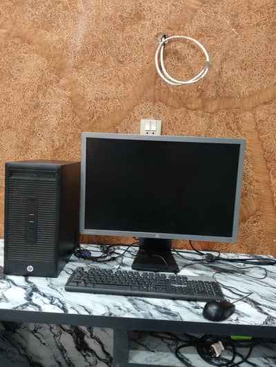 Hp Ci5 6th generation with graphics card and 10/10 condition available