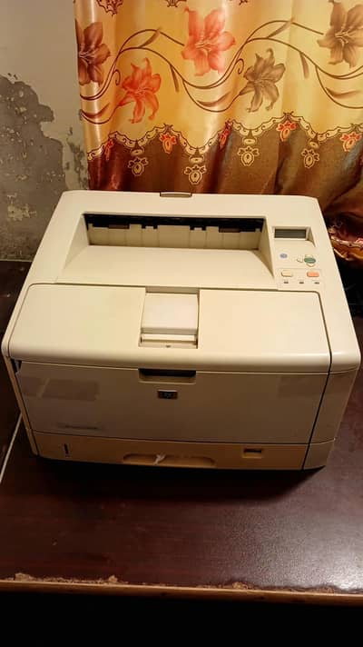 hp laser jet 5200