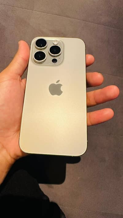 Apple iPhone 15 Pro