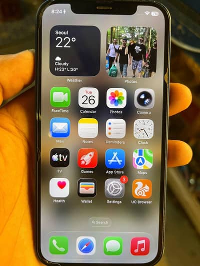 Apple iPhone 12