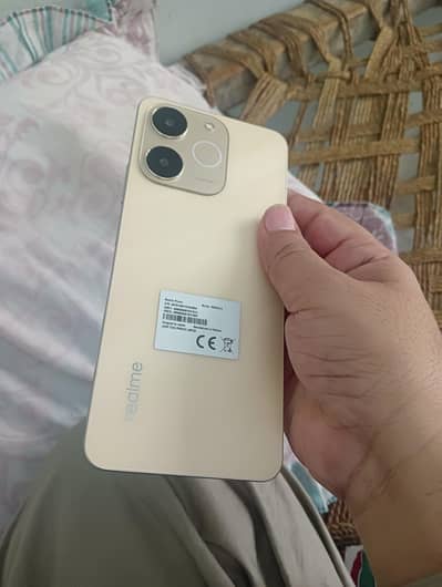 Realme note 70