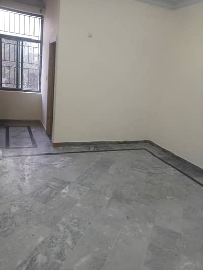 Corner used 5 Marla House available For Sale in Pakistan Town phase 1