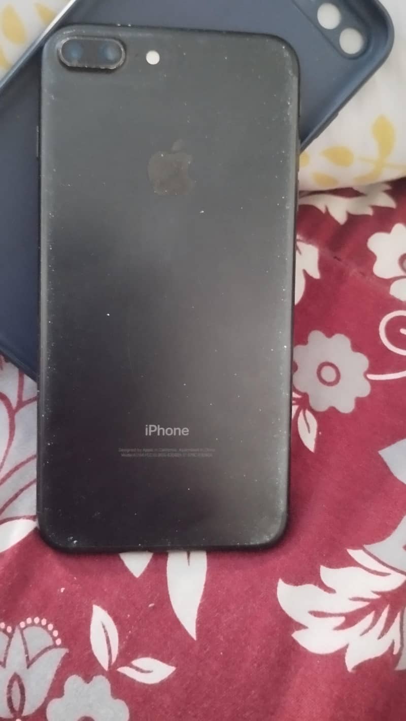 Apple iPhone 7 Plus 1