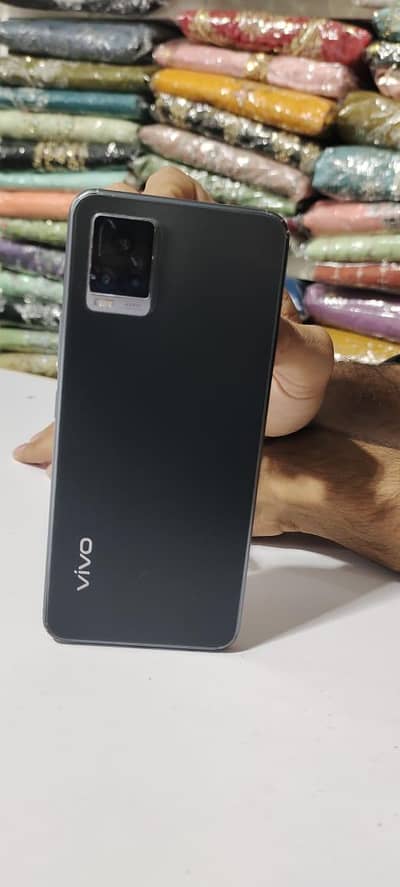 Vivo V20