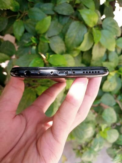 Vivo Y1716