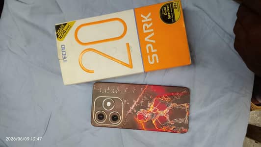 tecno spark  20 8 gb 256 gb