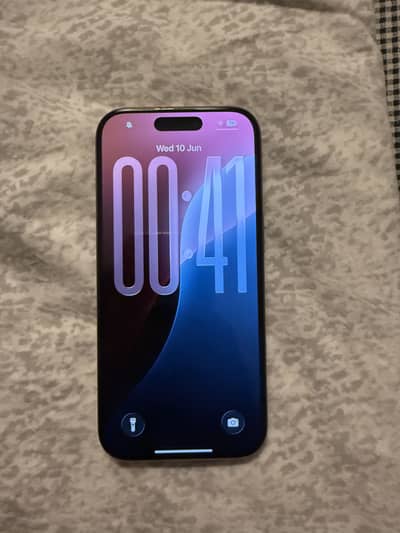 Apple iPhone 16 Pro