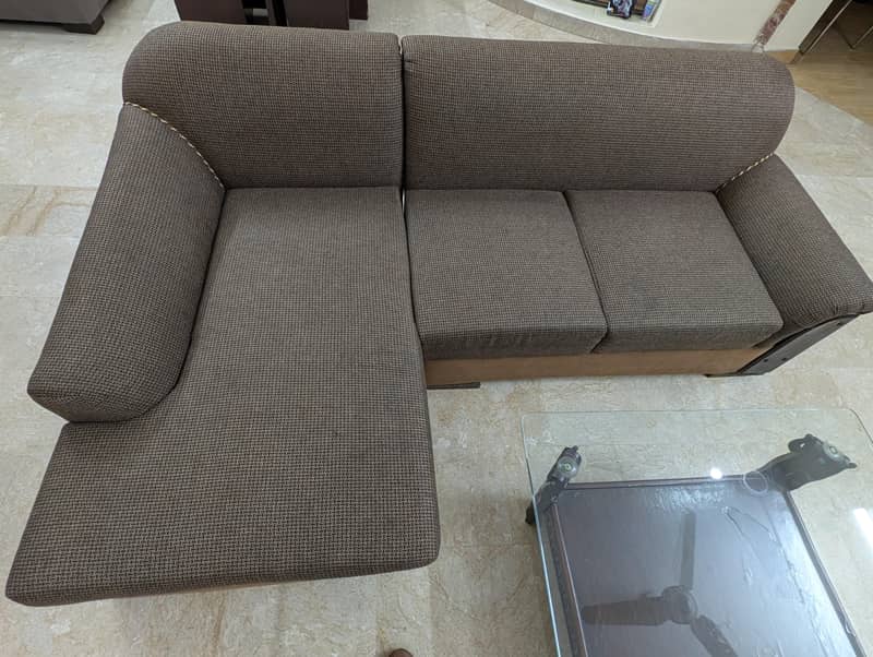 L SHAPE GOLDEN SOFAA. + table combo. 1